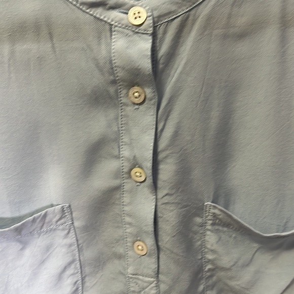 TOMMY BAHAMA LONG SLEEVE BUTTONED SHIRT - Picture 5 of 5